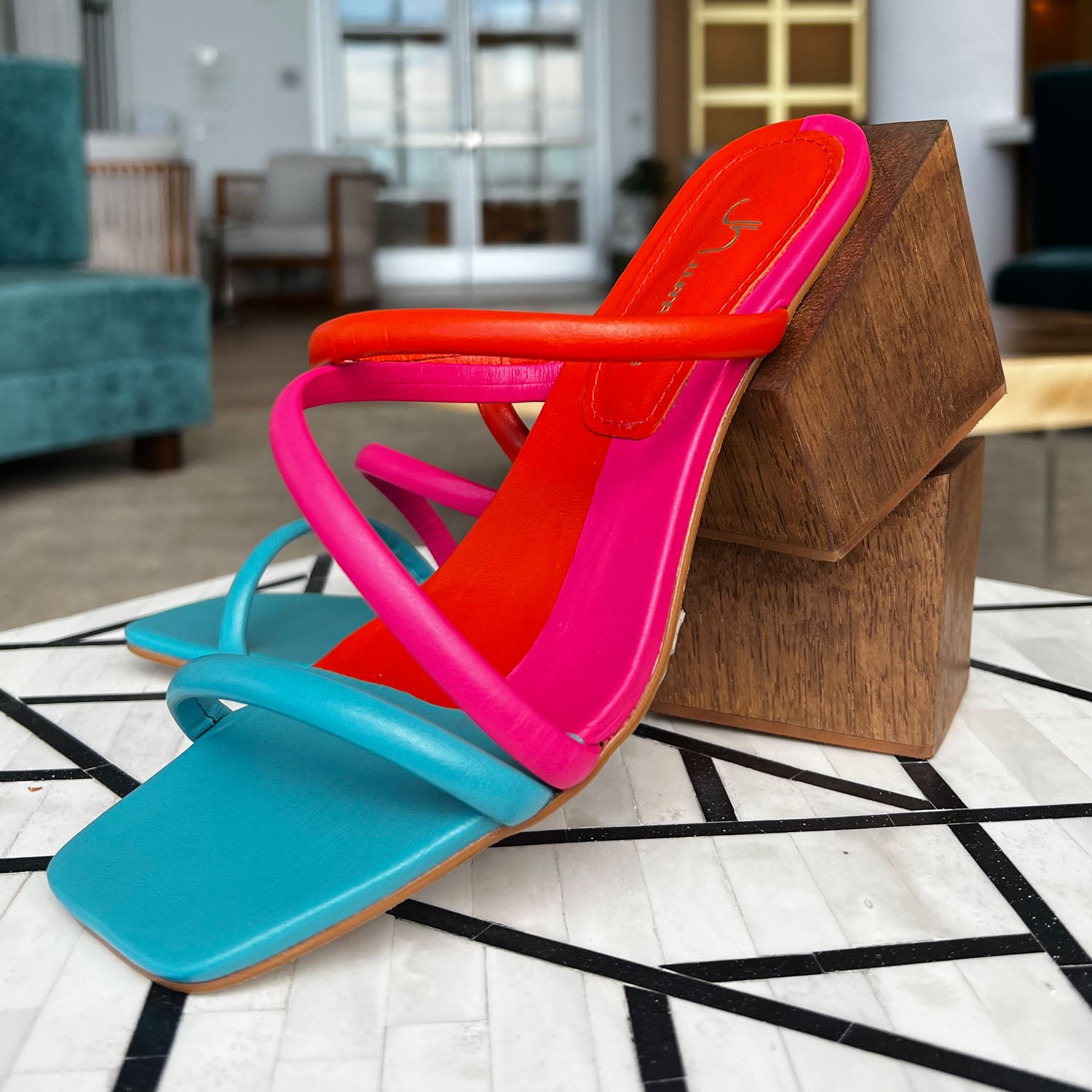Joy Colorful mid-heel sandal blue, pink and orange - Juliana Heels