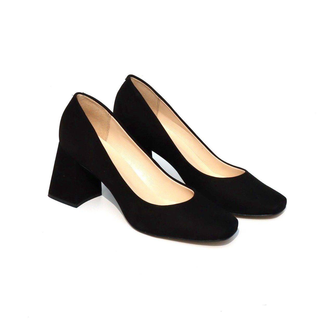 Daphne Block Heel Pump